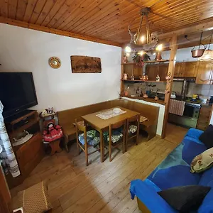 Spazioso Nel Cuore Delle Dolomiti , Presenaio Italia